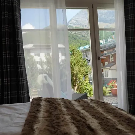 Haus Sibylle: Central, 3 Bedroom, Self-contained Зас-Фе