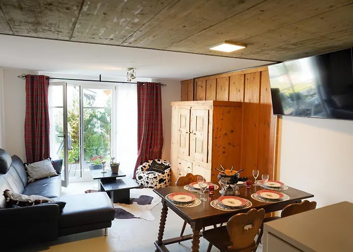 Haus Sibylle: Central, 3 Bedroom, Self-contained Apartment