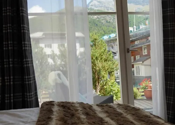 Haus Sibylle: Central, 3 Bedroom, Self-contained Saas-Fee