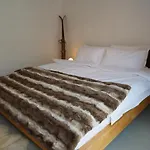 דירה Haus Sibylle: Central, 3 Bedroom, Self-contained סאס פה